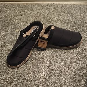 Luxe Black and Tan Men's Loafers